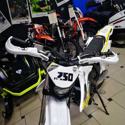 Мотоцикл кроссовый / эндуро Zuumav (Зуумав) FX X7 FXR белый/жёлтый - купить с доставкой, по выгодной цене в интернет-магазине Мототека