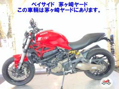 Мотоцикл DUCATI Monster 821 2015, Красный пробег 18900