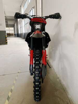 Мотоцикл кроссовый / эндуро BSE (БСЕ) T7 Flash (ZS174-5А) Sport - купить с доставкой, по выгодной цене в интернет-магазине Мототека
